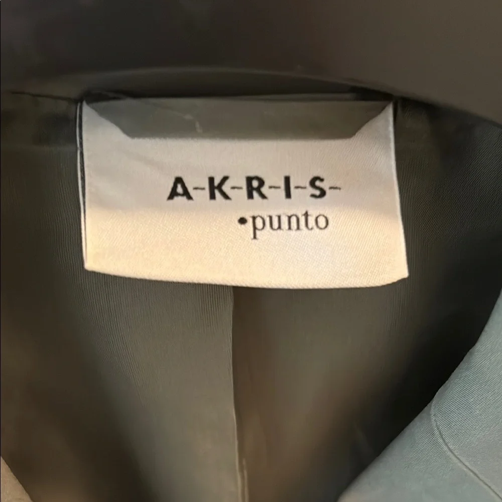 Akris Punto Women’s Tailored Suit in Olive - Picture 2 of 5